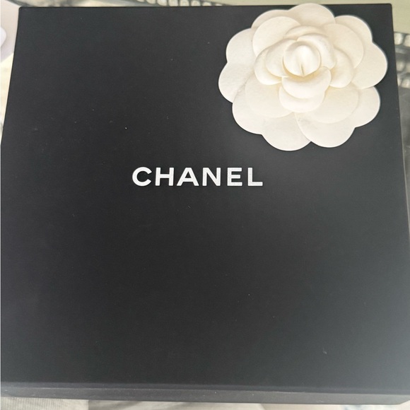 Authentic Chanel Mark Crystal Square Gold Choker Necklace - Picture 6 of 7